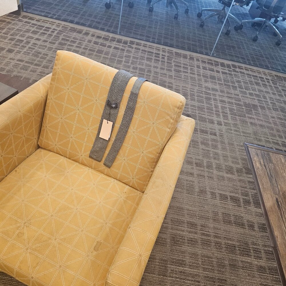 Gray knitted tie by Drake's